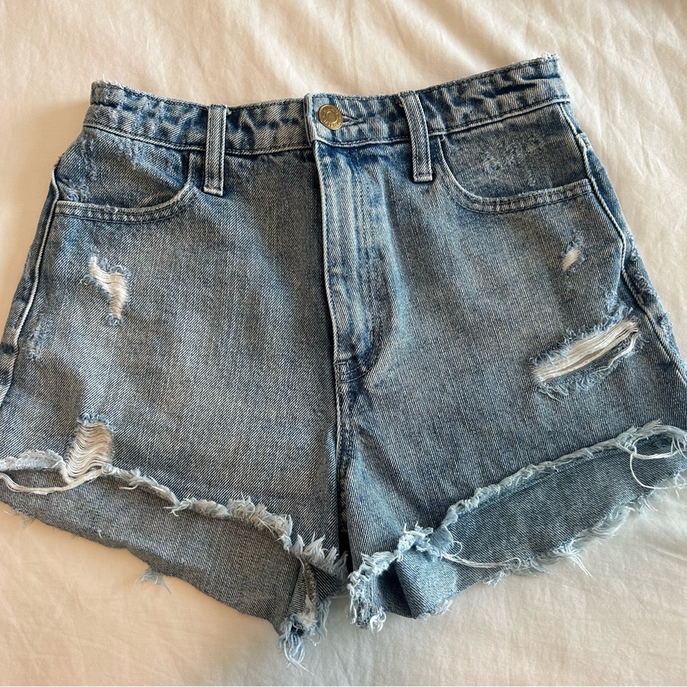 Show me your mumu Arizona high waisted shorts in color rainwater
